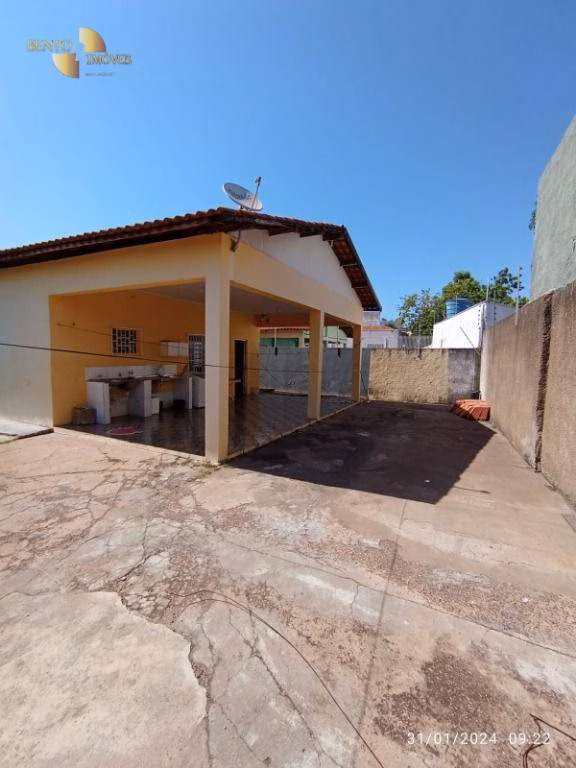 Casa de 380 m² em Cuiabá, MT