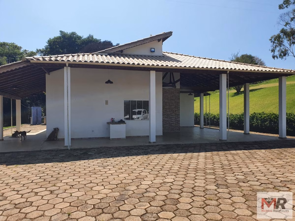 Fazenda de 242 ha em Cruzília, MG