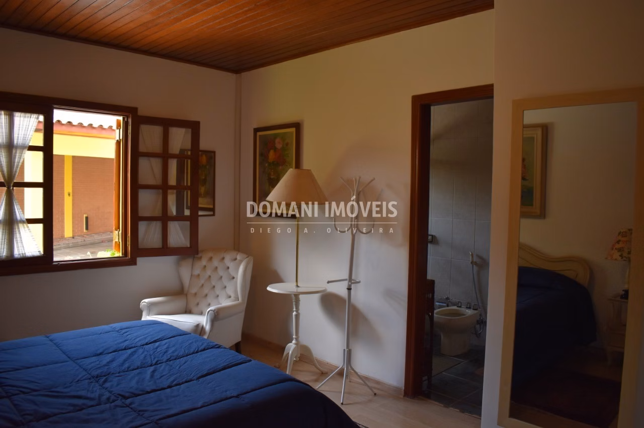 Casa de 1.010 m² em Campos do Jordão, SP