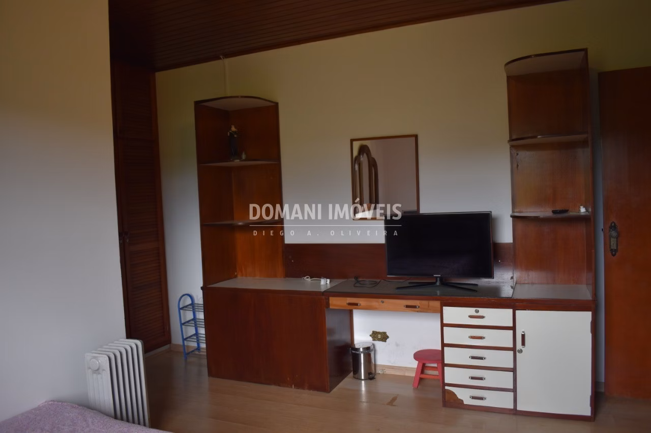 Casa de 1.010 m² em Campos do Jordão, SP