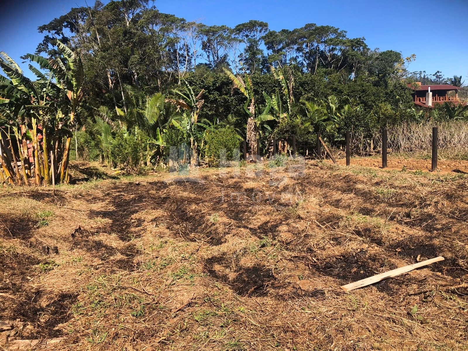 Chácara de 2.000 m² em Tijucas, SC