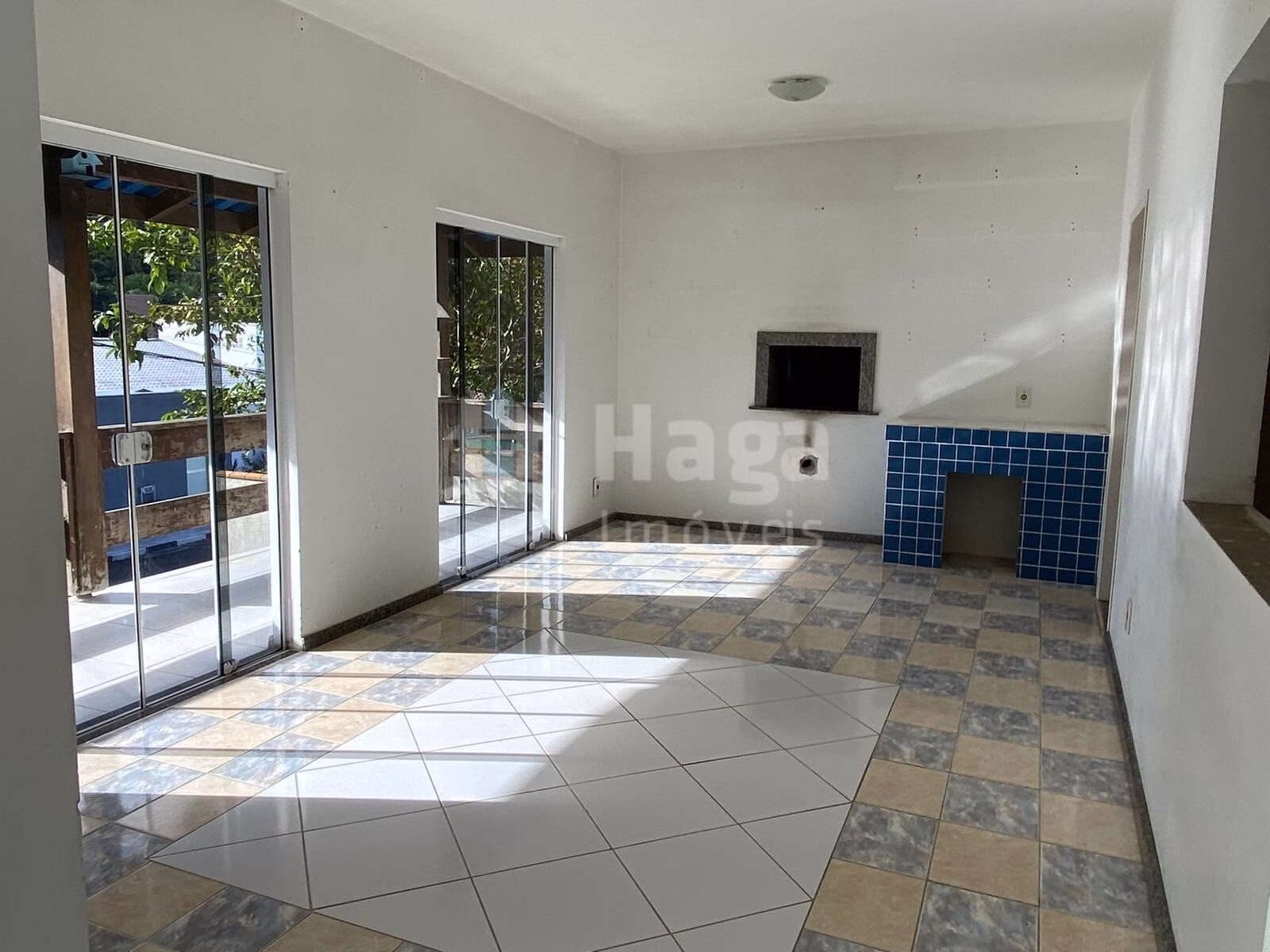 House of 311 m² in Balneário Camboriú, SC, Brazil