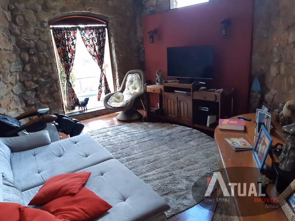 Casa de 700 m² em Atibaia, SP