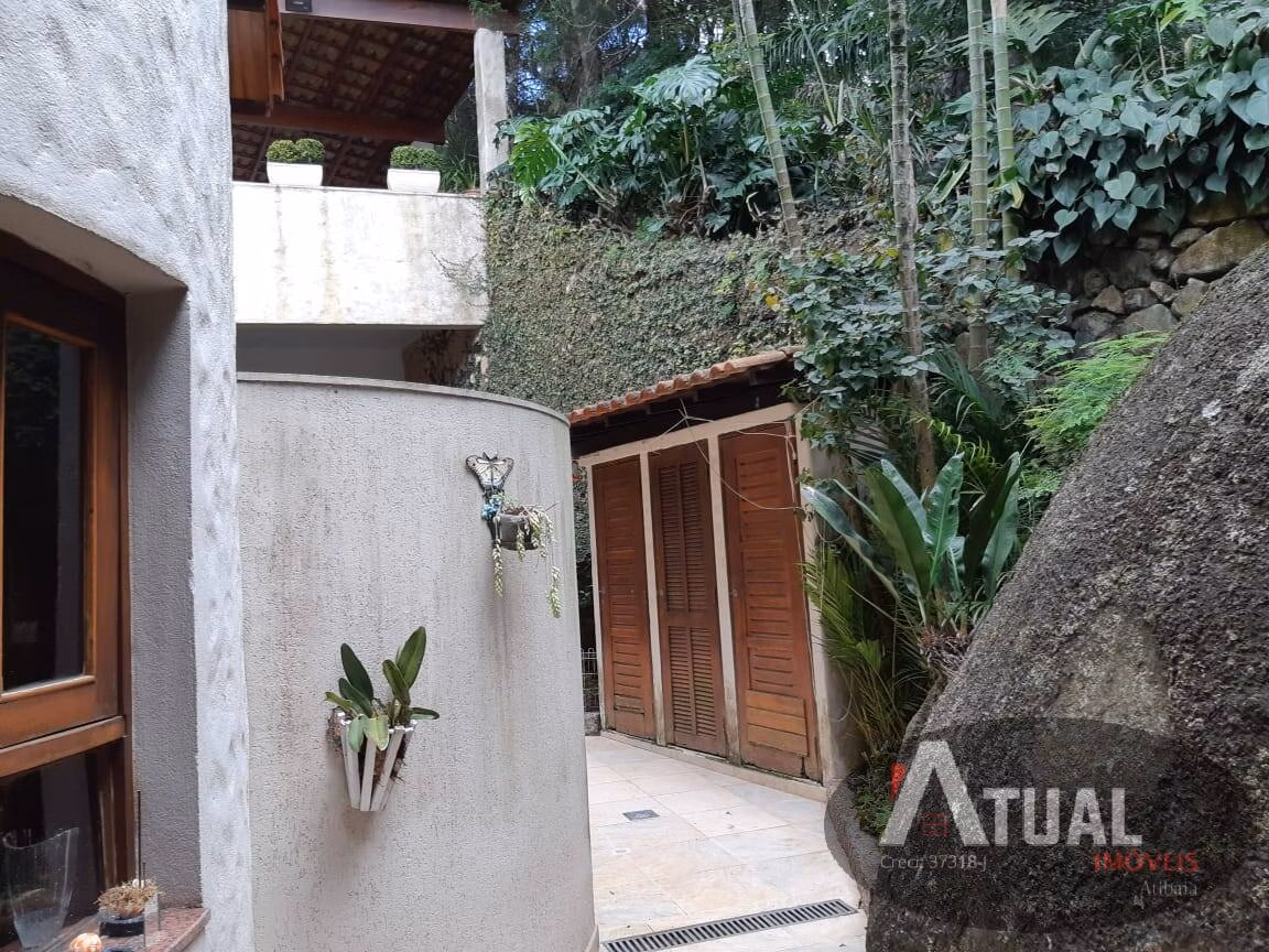 Casa de 700 m² em Atibaia, SP