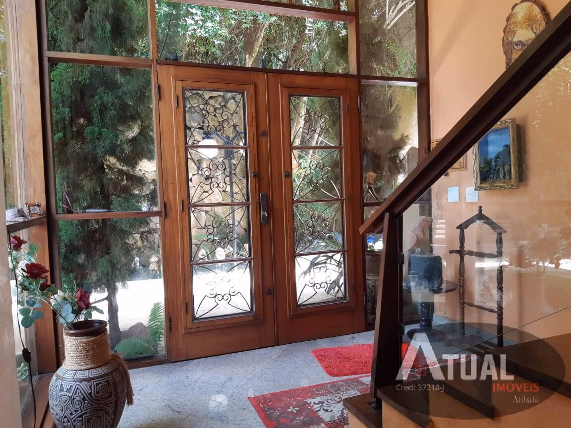Casa de 700 m² em Atibaia, SP
