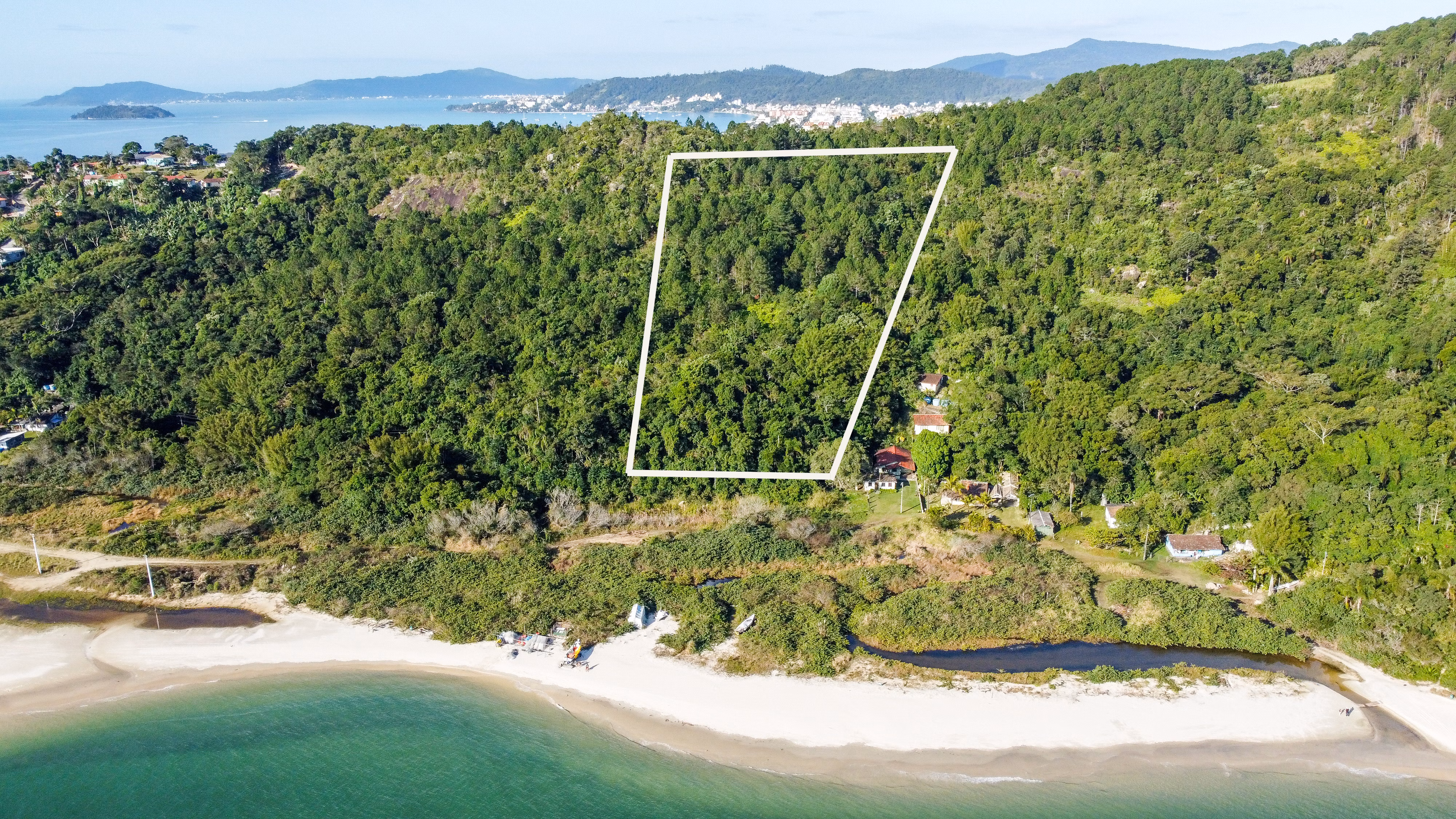 Plot of 2 acres in Florianópolis, SC, Brazil