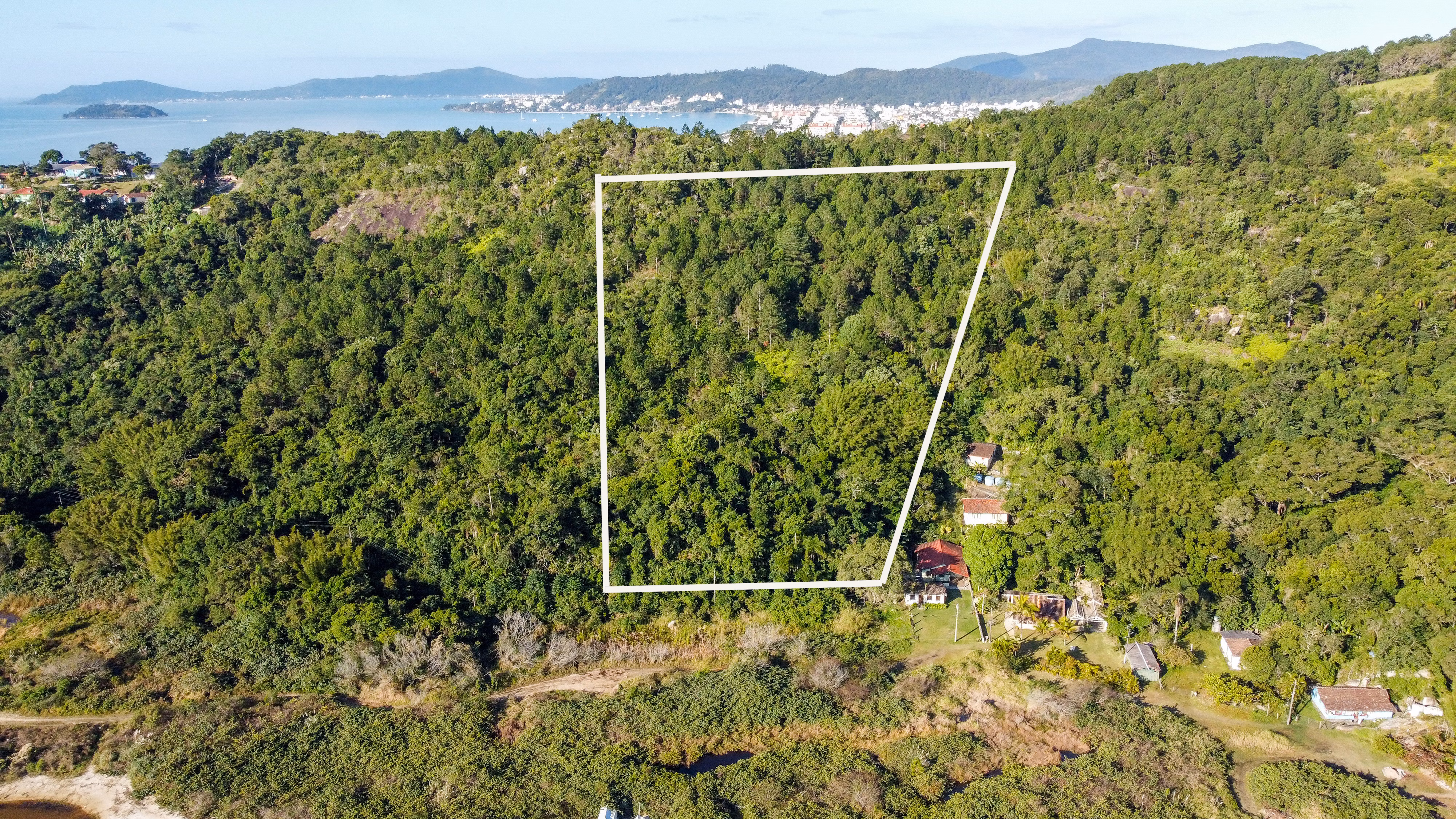 Plot of 2 acres in Florianópolis, SC, Brazil