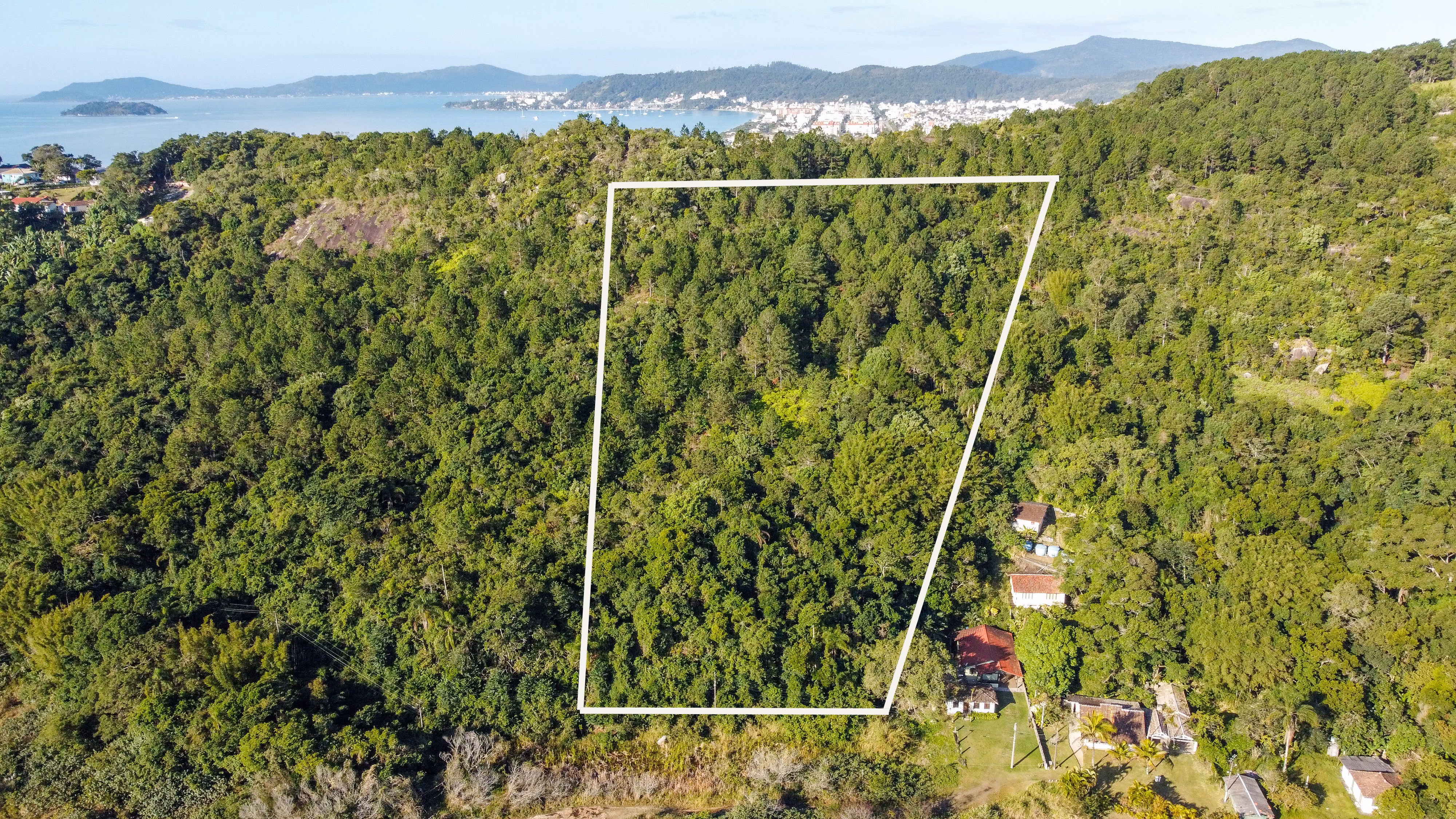 Plot of 2 acres in Florianópolis, SC, Brazil