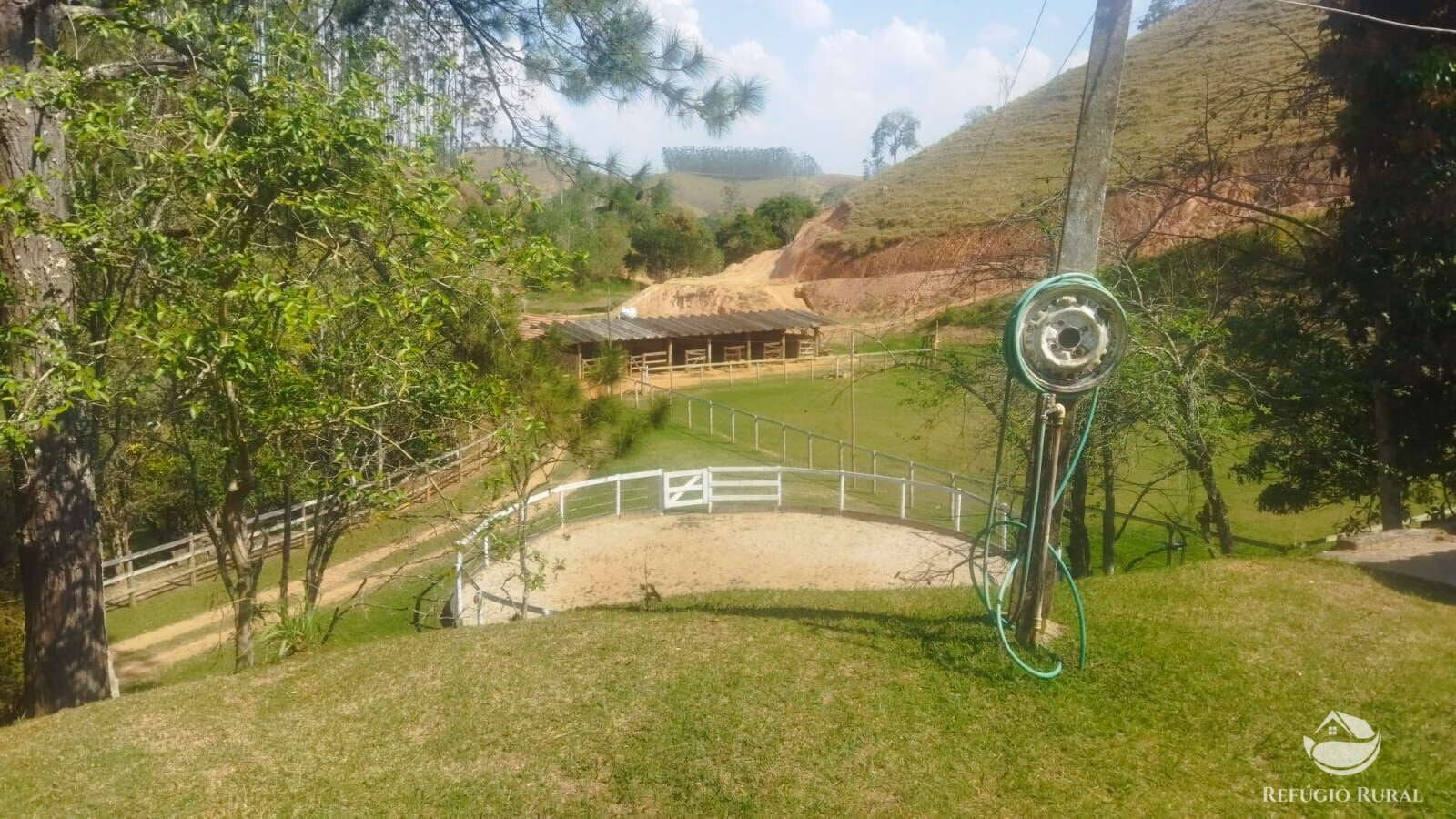 Sítio de 24 ha em São José dos Campos, SP
