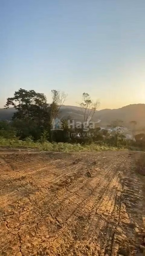 Terreno de 517 m² em Brusque, SC