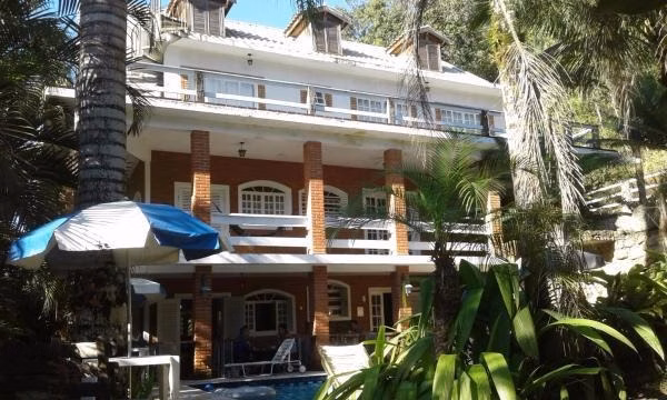 Chácara de 1.075 m² em Caraguatatuba, SP