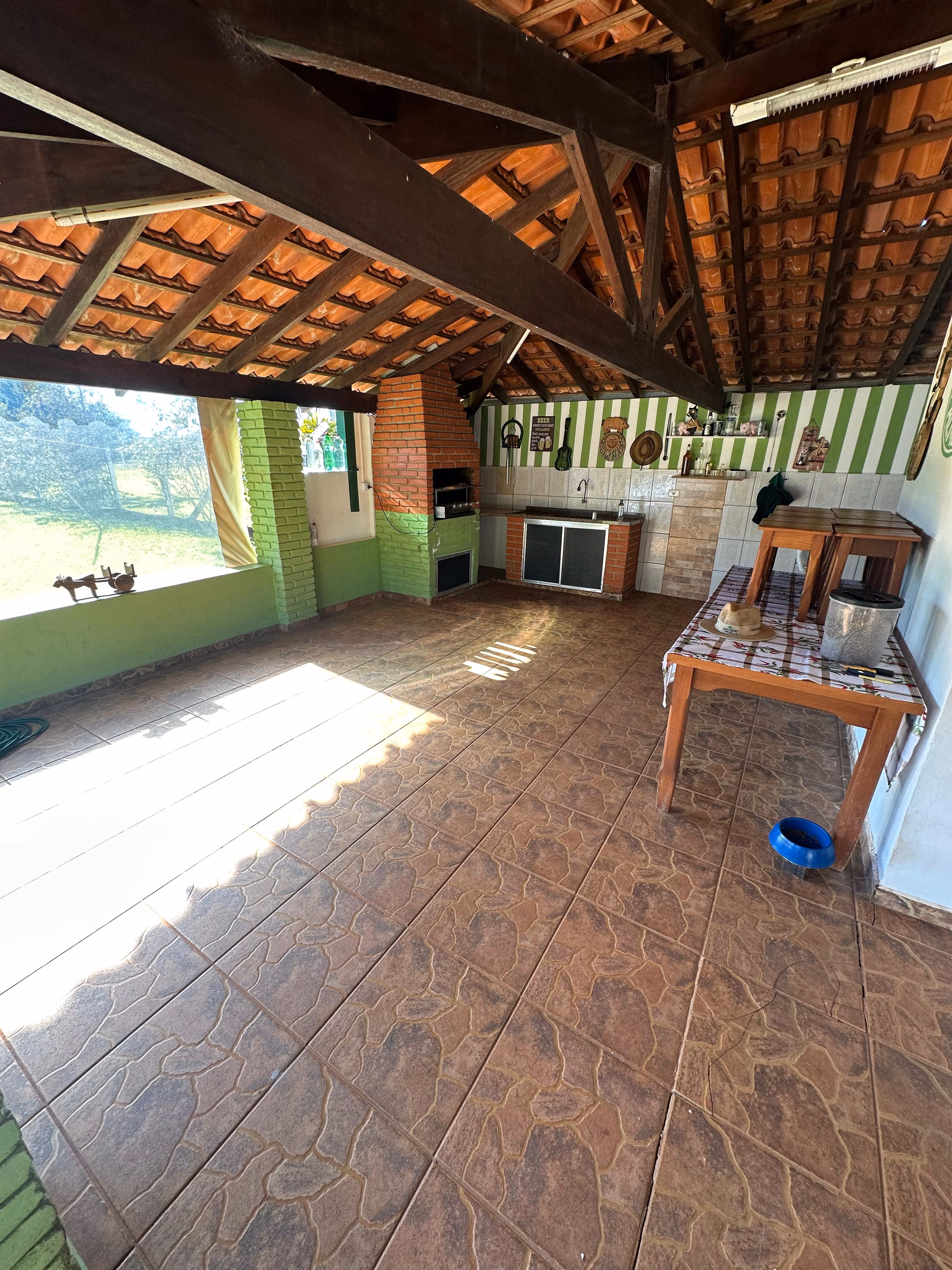 Chácara de 2.500 m² em Santa Cruz do Rio Pardo, SP
