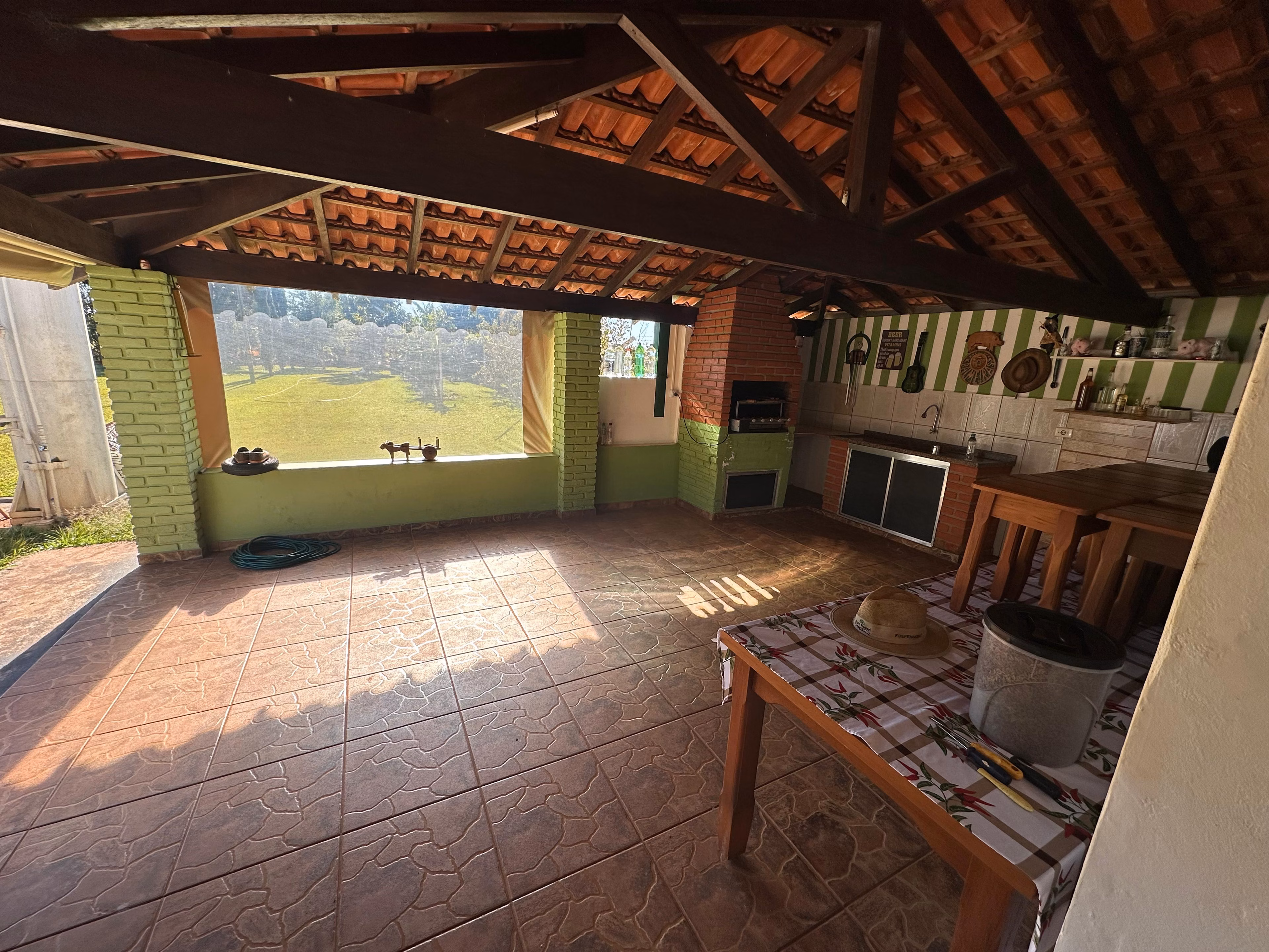 Chácara de 2.500 m² em Santa Cruz do Rio Pardo, SP