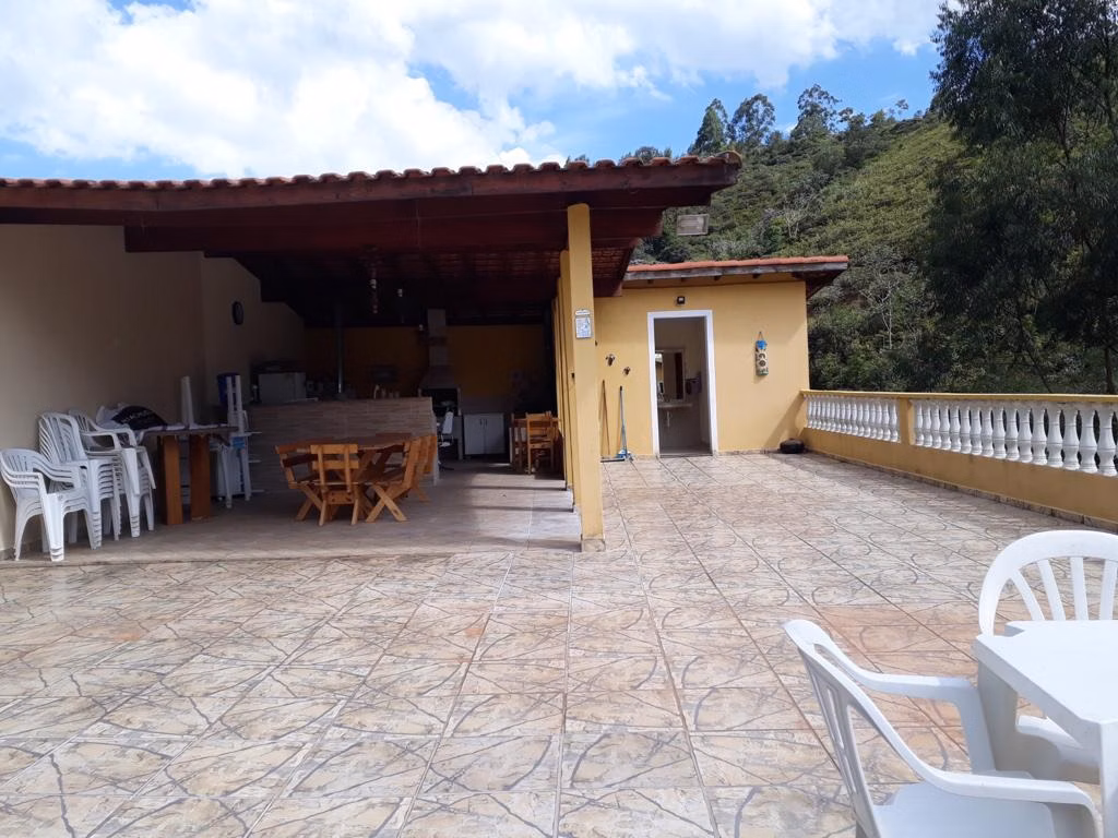 Small farm of 12 acres in São José dos Campos, SP, Brazil