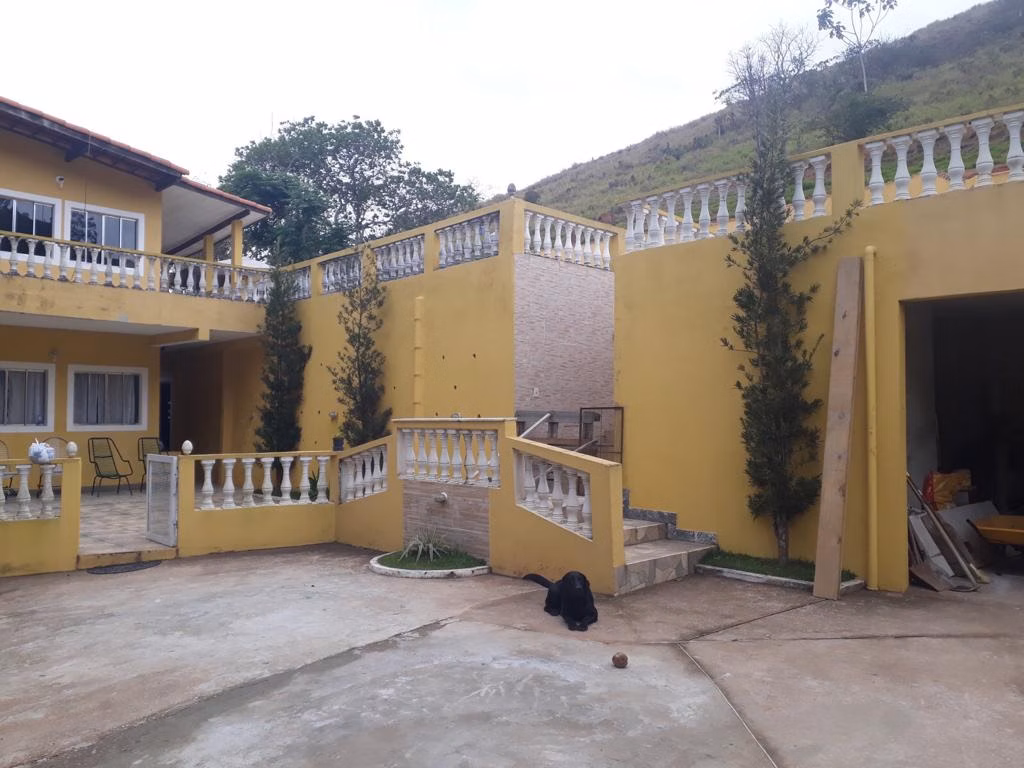 Small farm of 12 acres in São José dos Campos, SP, Brazil