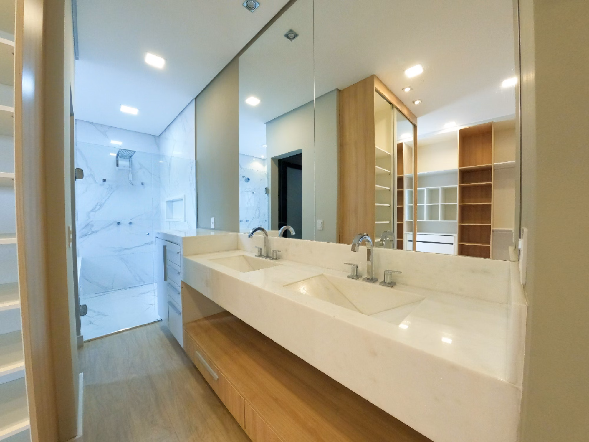 Casa de 360 m² em Campinas, SP