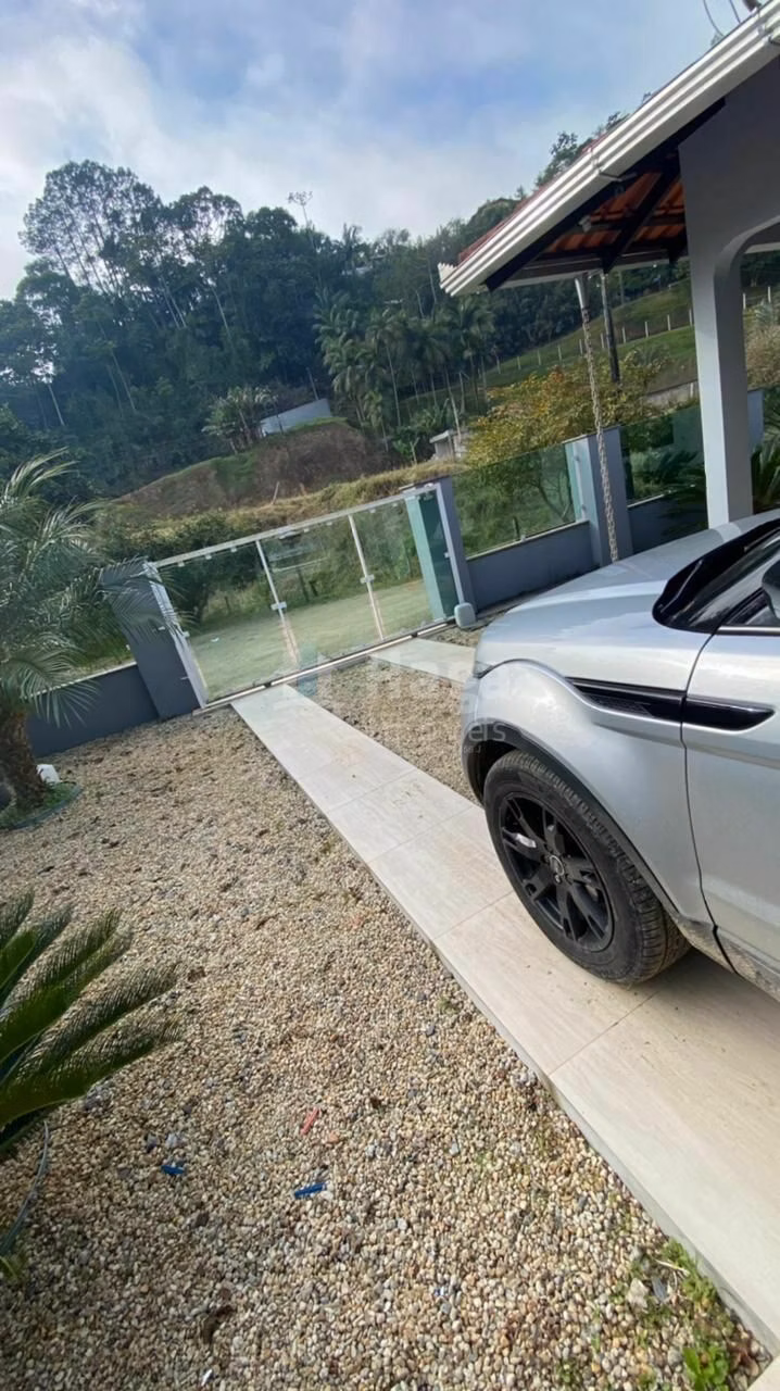 Casa de 3,159 m² em Brusque, SC