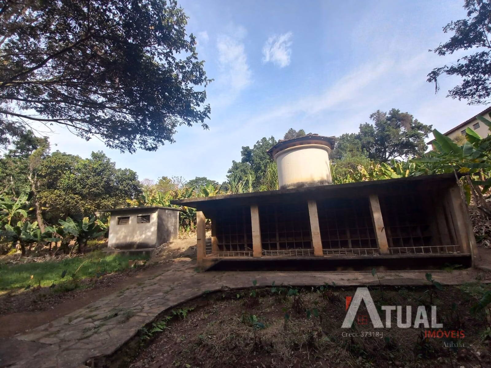 Terreno de 1.052 m² em Atibaia, SP