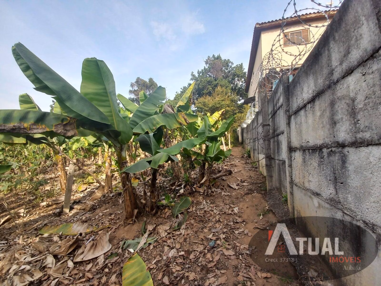Terreno de 1.052 m² em Atibaia, SP
