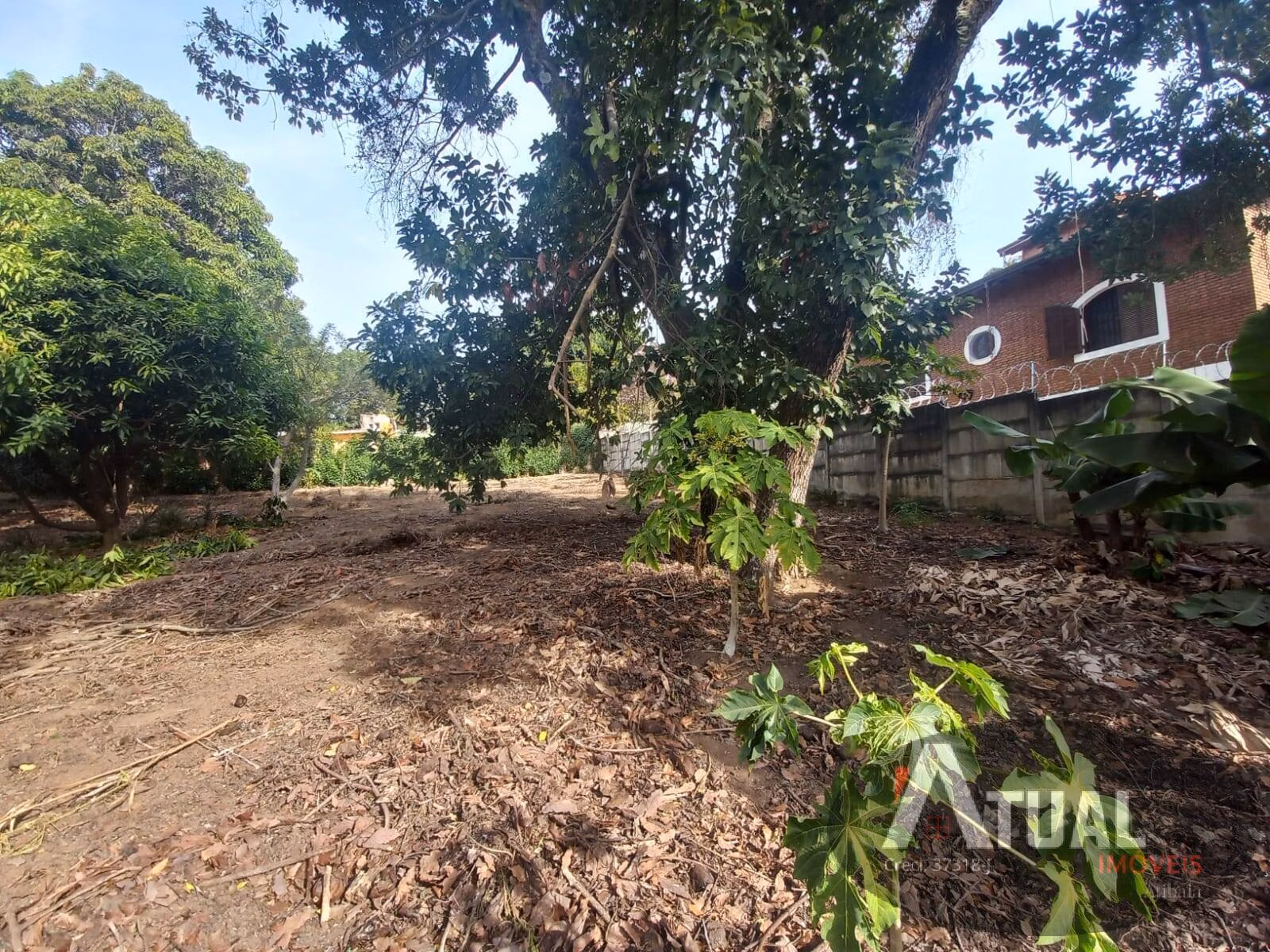 Terreno de 1.052 m² em Atibaia, SP