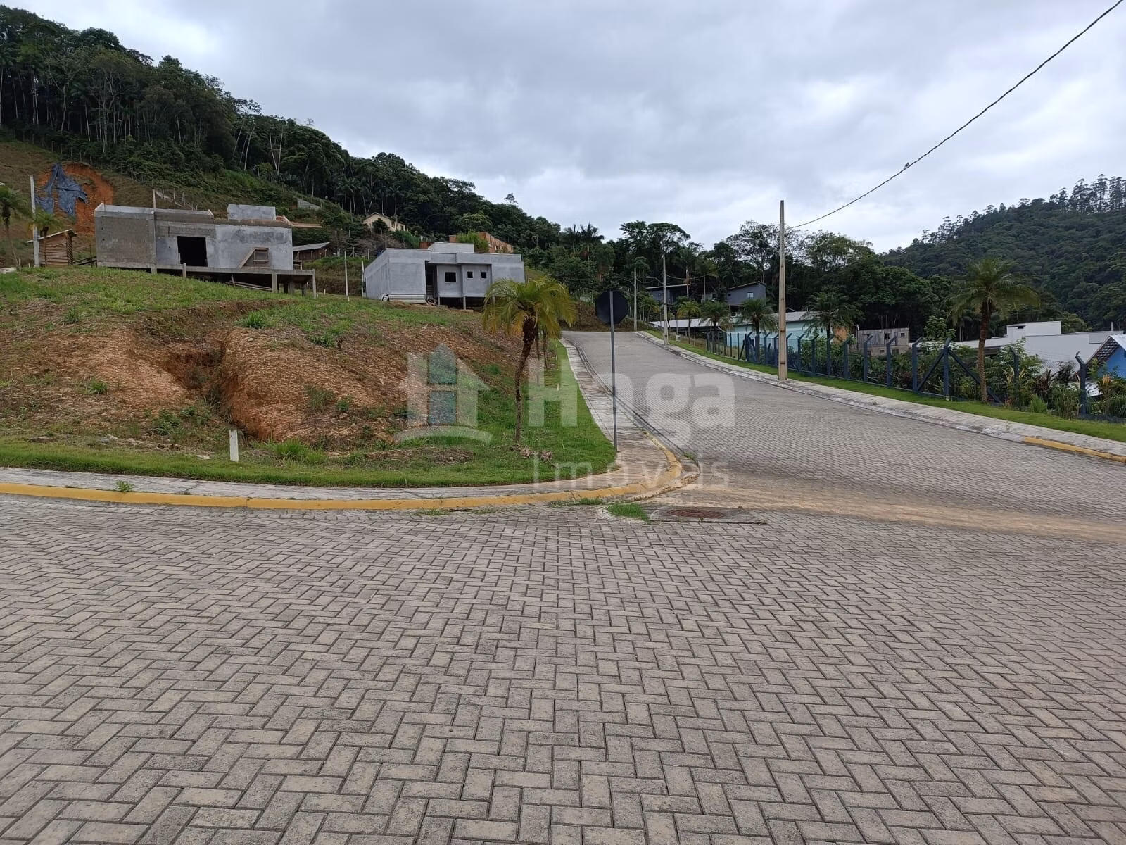 Terreno de 248 m² em Brusque, SC