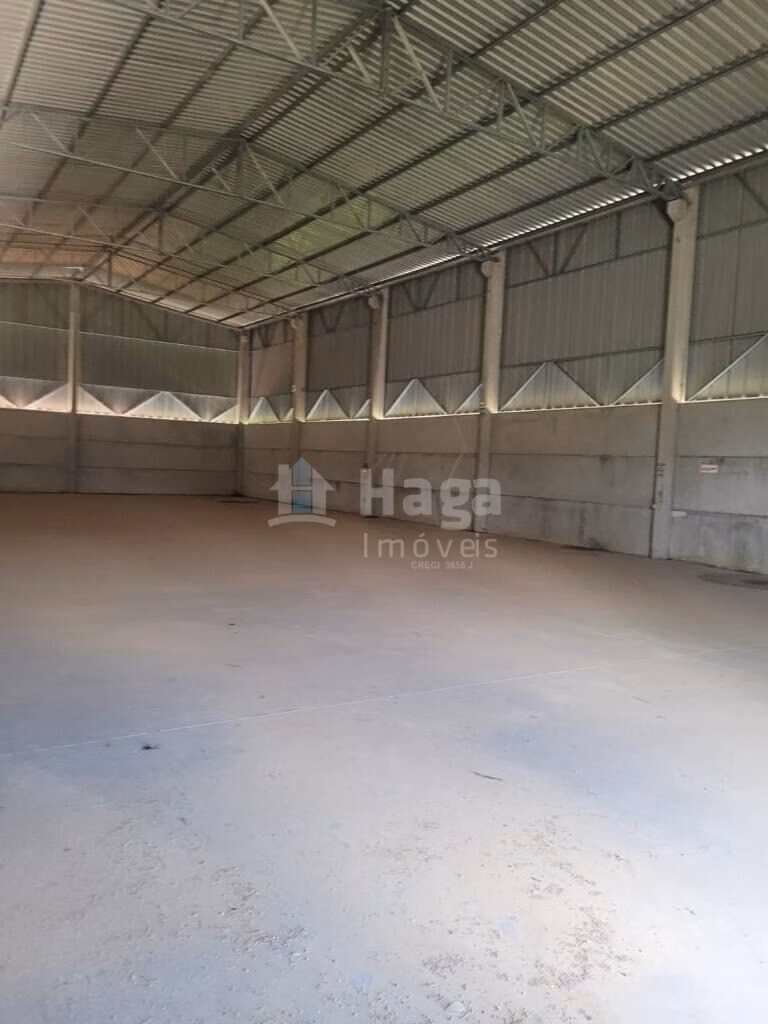 Comercial de 845 m² em Tijucas, SC