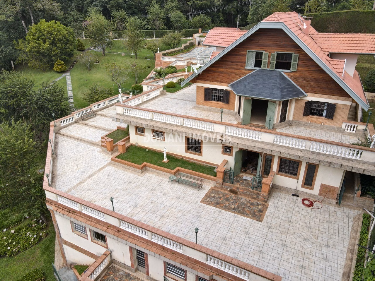 House of 3,450 m² in Campos do Jordão, SP, Brazil
