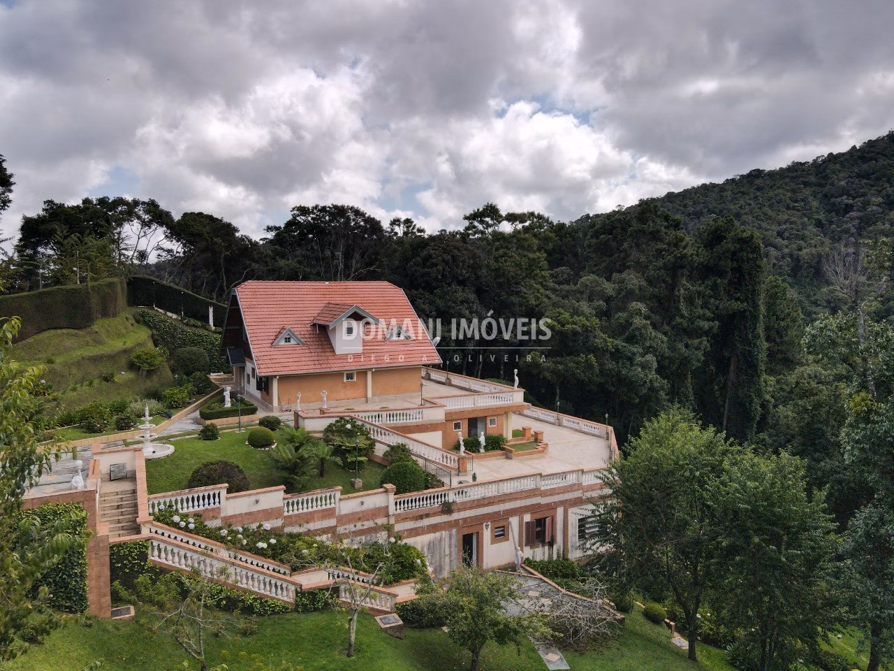 House of 3,450 m² in Campos do Jordão, SP, Brazil