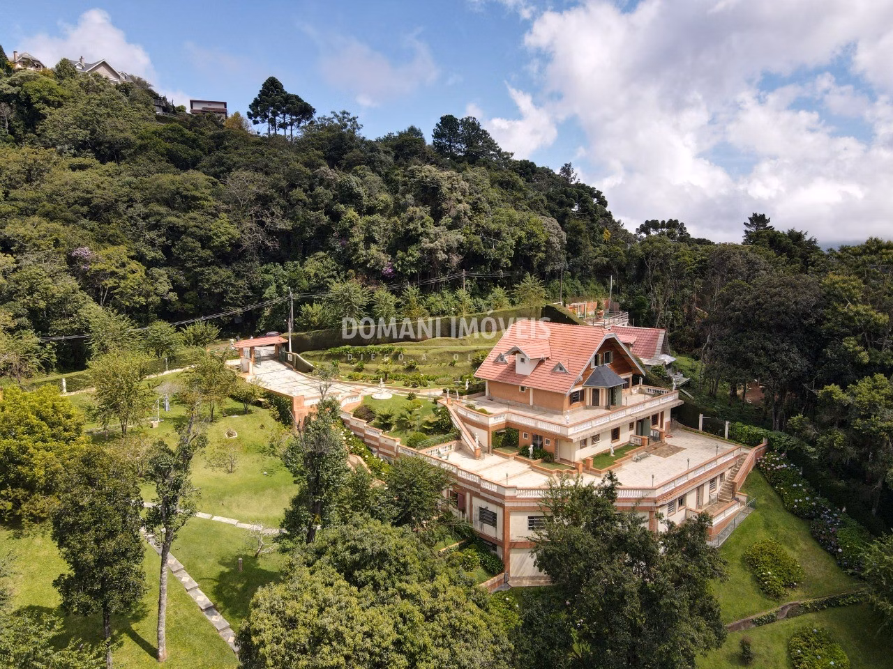 House of 3,450 m² in Campos do Jordão, SP, Brazil