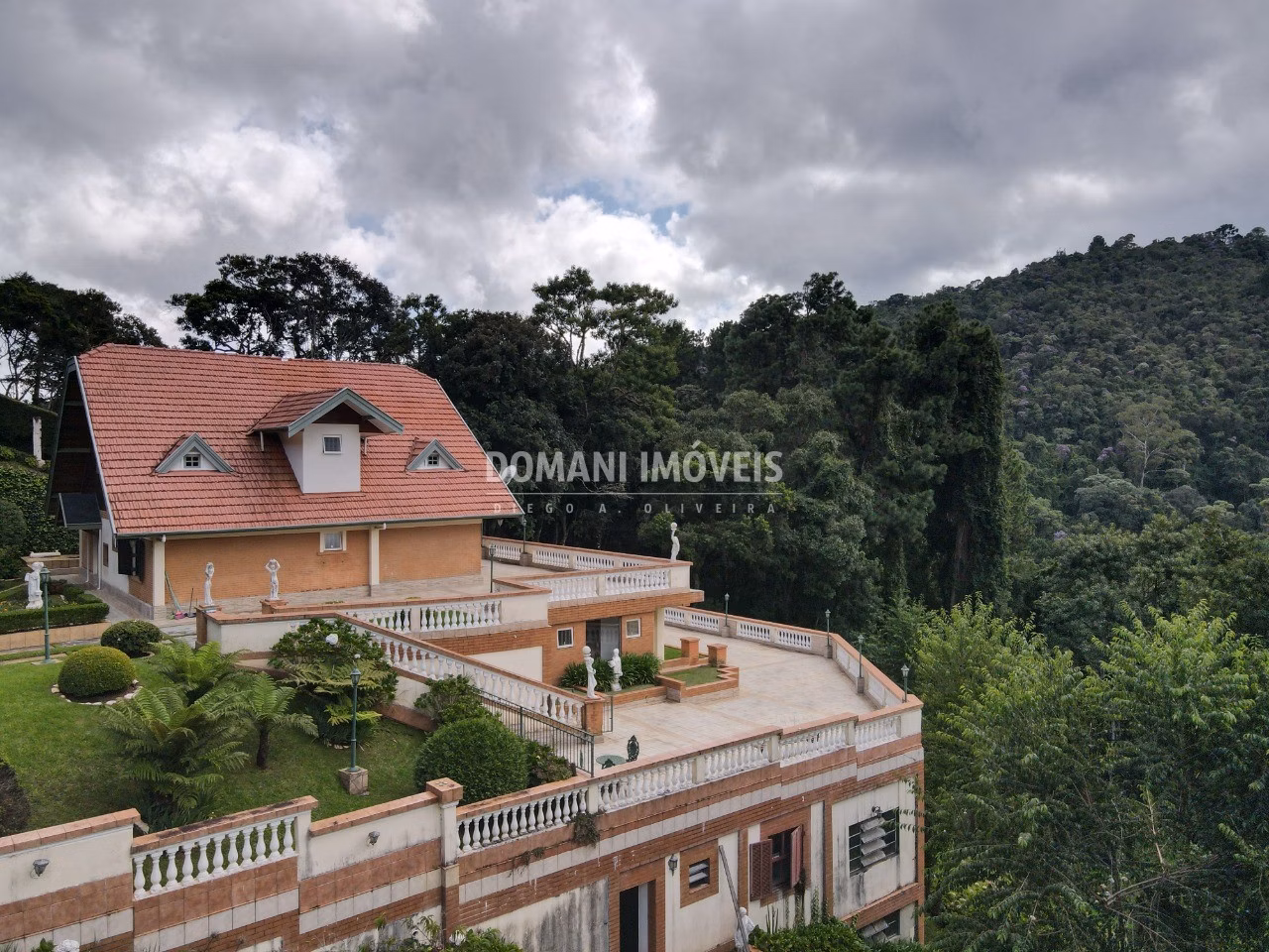 House of 3,450 m² in Campos do Jordão, SP, Brazil