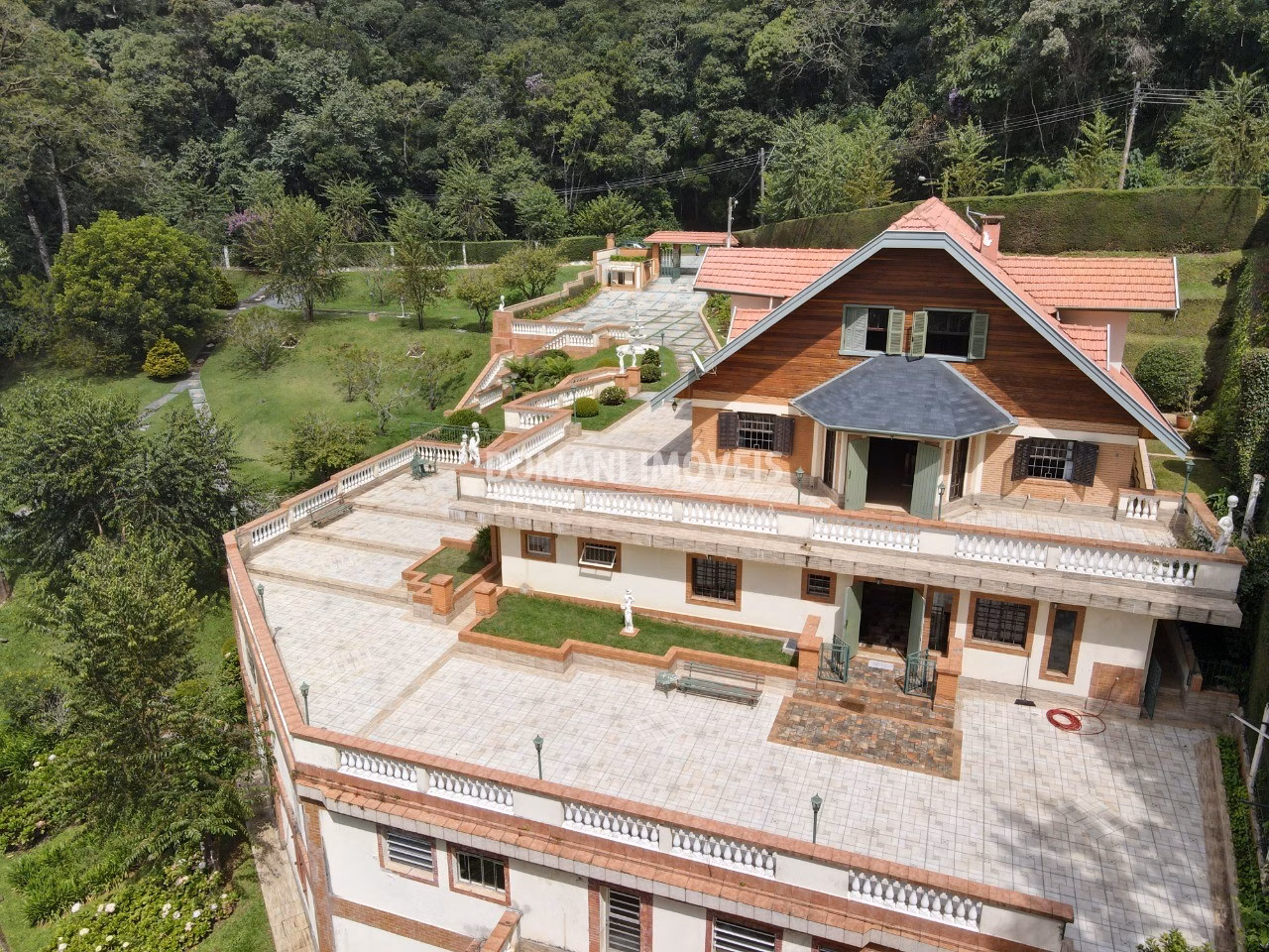 House of 3,450 m² in Campos do Jordão, SP, Brazil