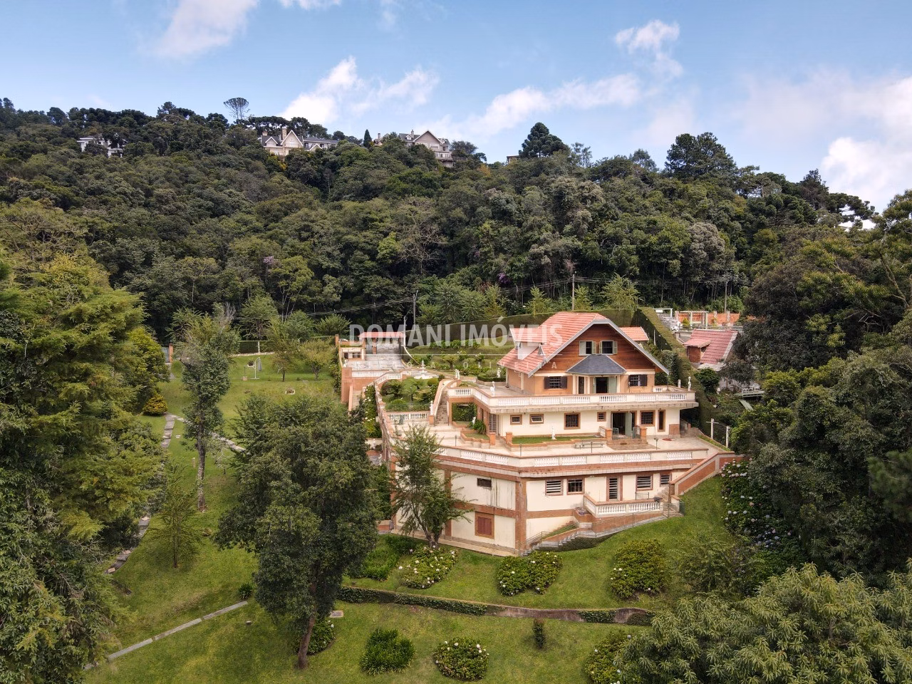 House of 3,450 m² in Campos do Jordão, SP, Brazil