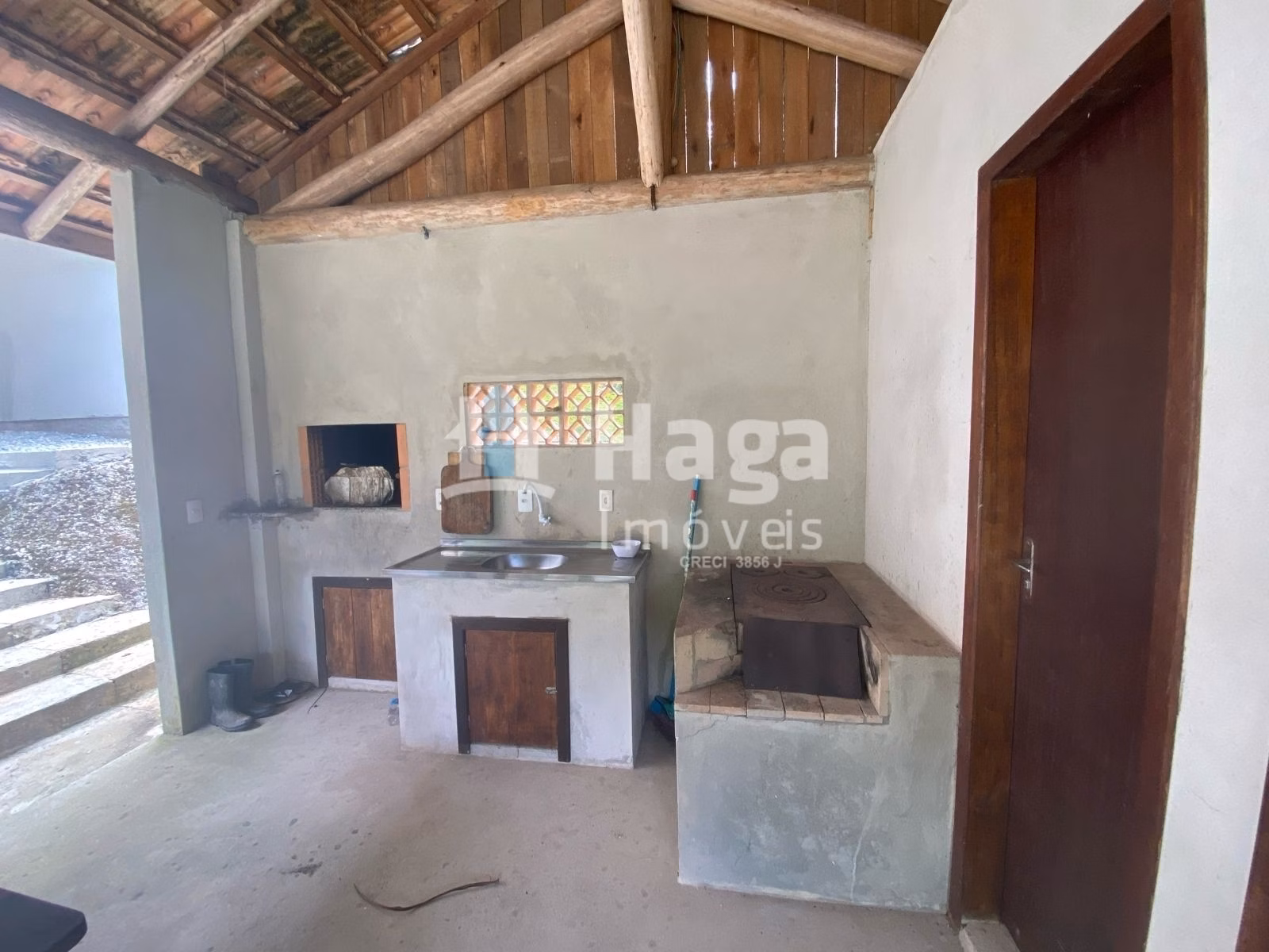 Casa de 100 m² em Nova Trento, SC