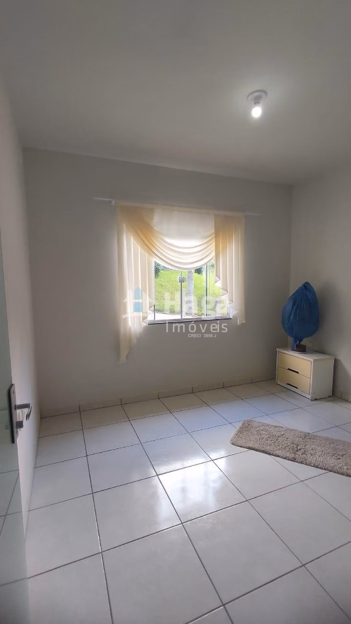 Casa de 100 m² em Nova Trento, SC