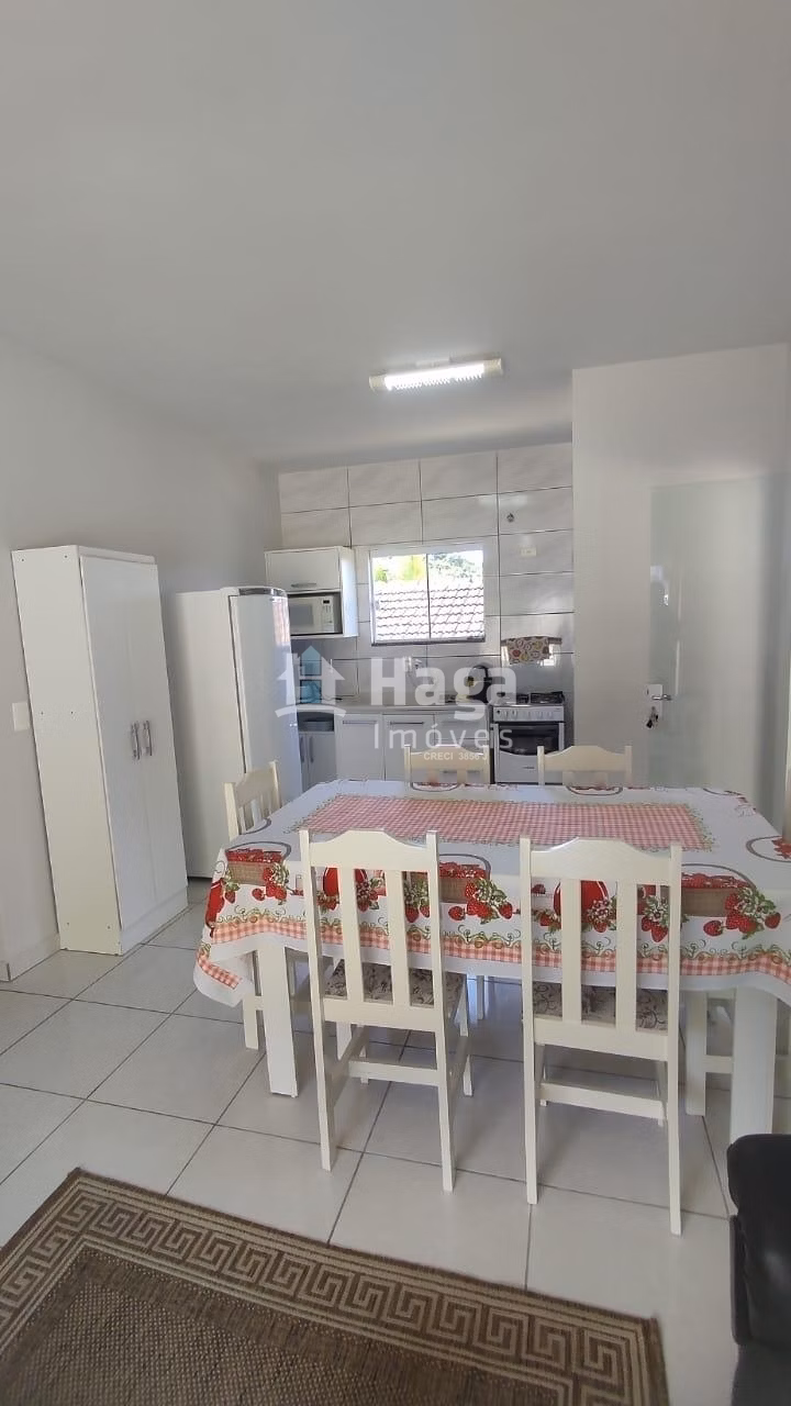 Casa de 100 m² em Nova Trento, SC