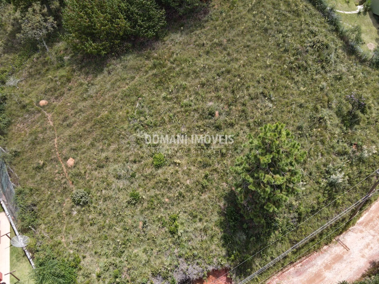 Terreno de 2.080 m² em Campos do Jordão, SP