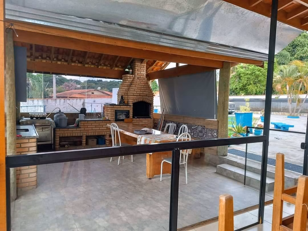 Chácara de 1.400 m² em Salto, SP