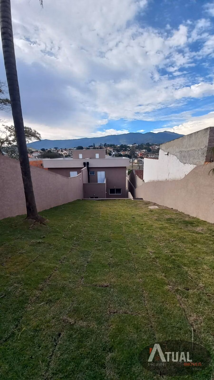 Casa de 251 m² em Atibaia, SP