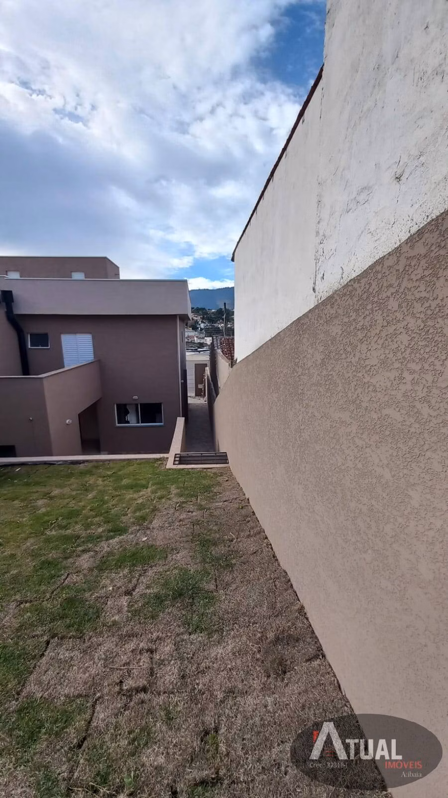 Casa de 251 m² em Atibaia, SP