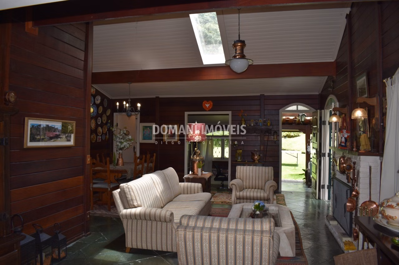House of 1,060 m² in Campos do Jordão, SP, Brazil