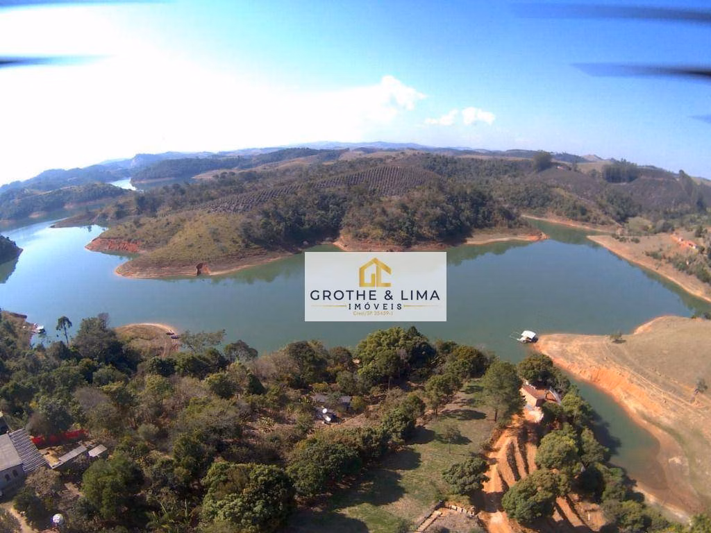 Chácara de 4.000 m² em Santa Branca, SP