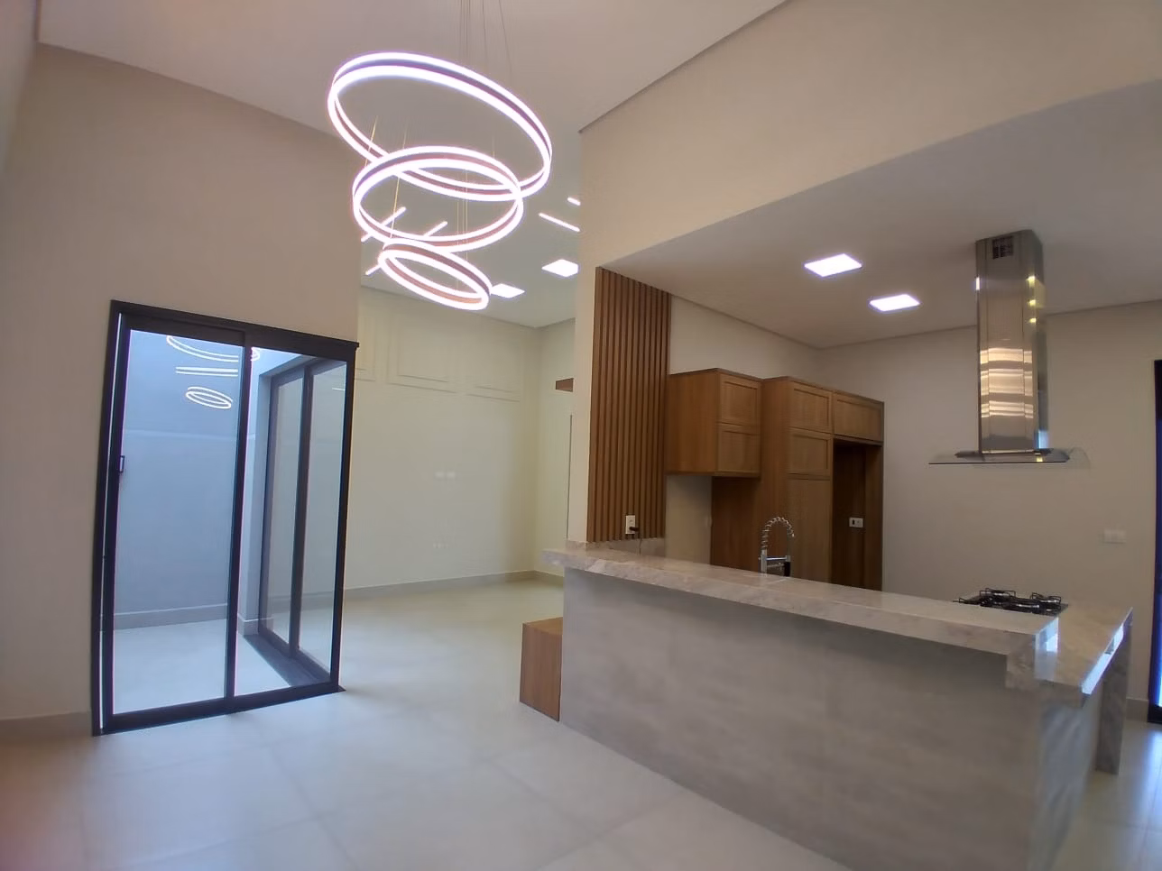 Casa de 312 m² em Americana, SP