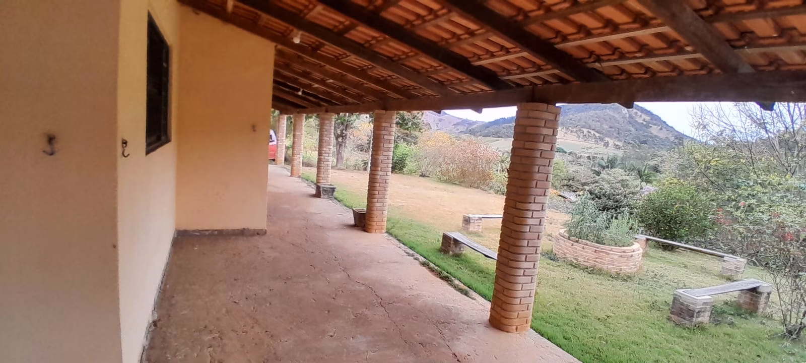 Chácara de 6.000 m² em Paraibuna, SP
