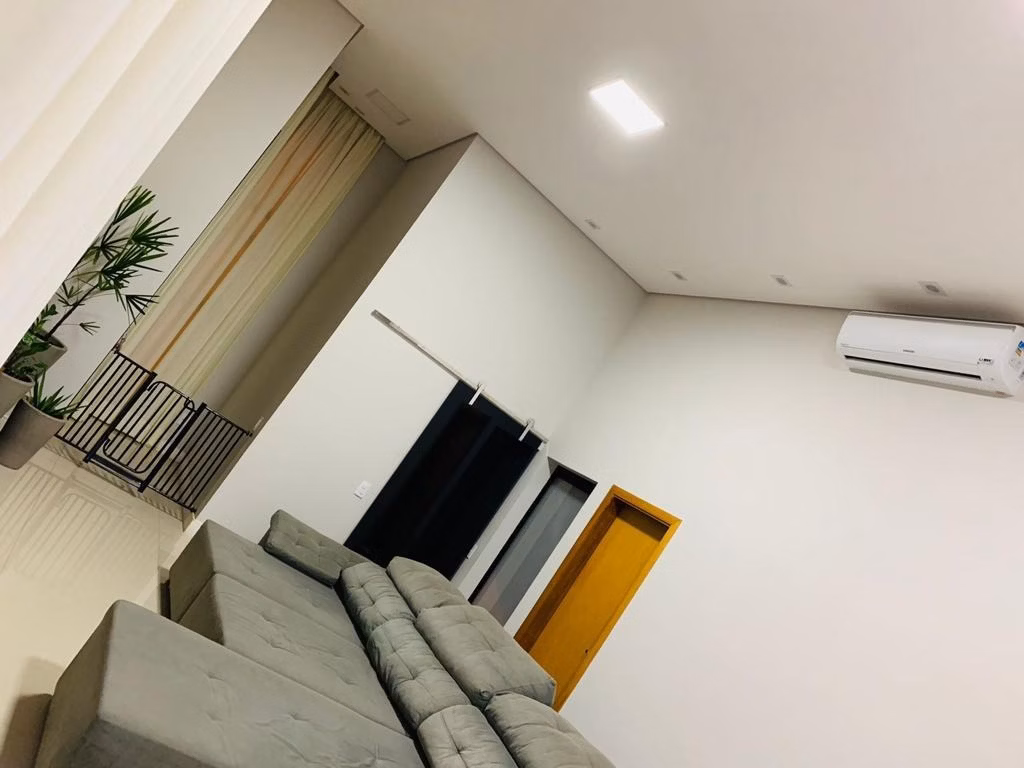 Casa de 392 m² em Paulínia, SP