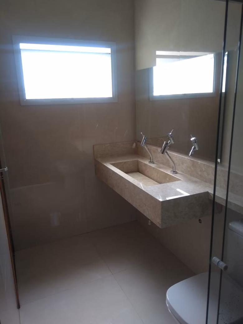 Casa de 250 m² em Hortolândia, SP