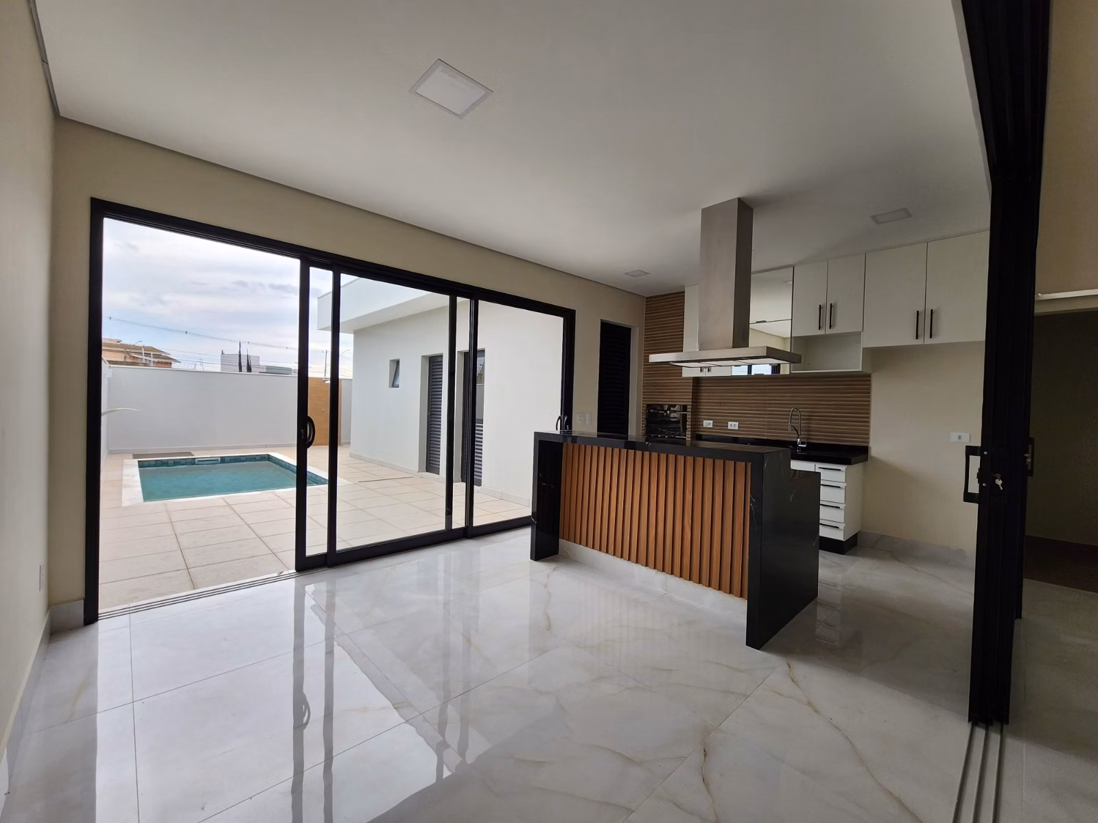 House of 300 m² in Paulínia, SP, Brazil