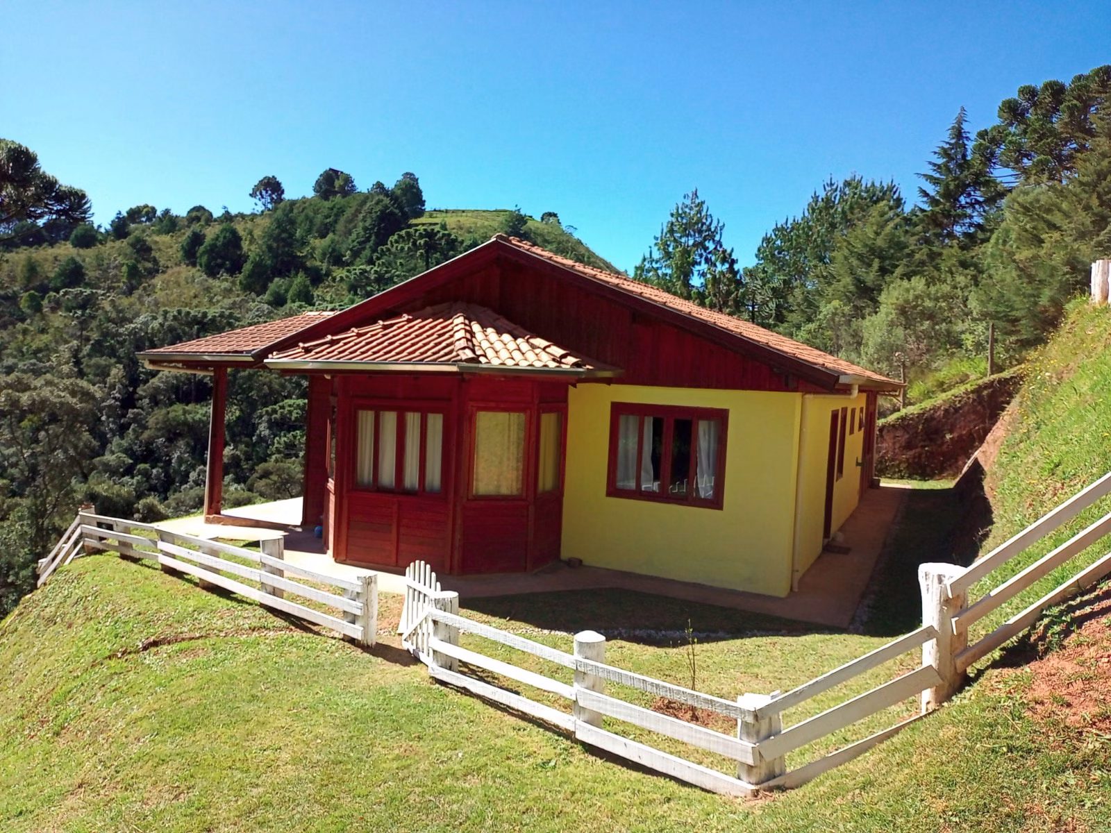 Chácara de 3.243 m² em Campos do Jordão, SP