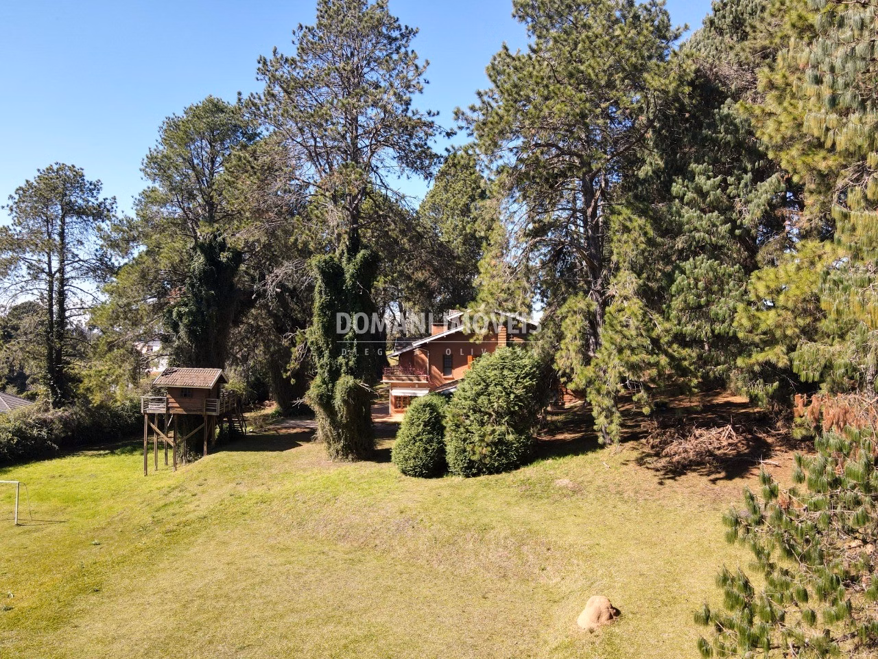 Plot of 1,100 m² in Campos do Jordão, SP, Brazil