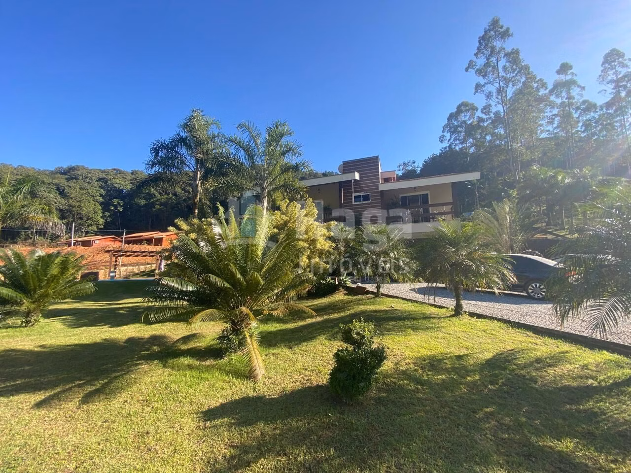 Casa de 240 m² em Nova Trento, SC