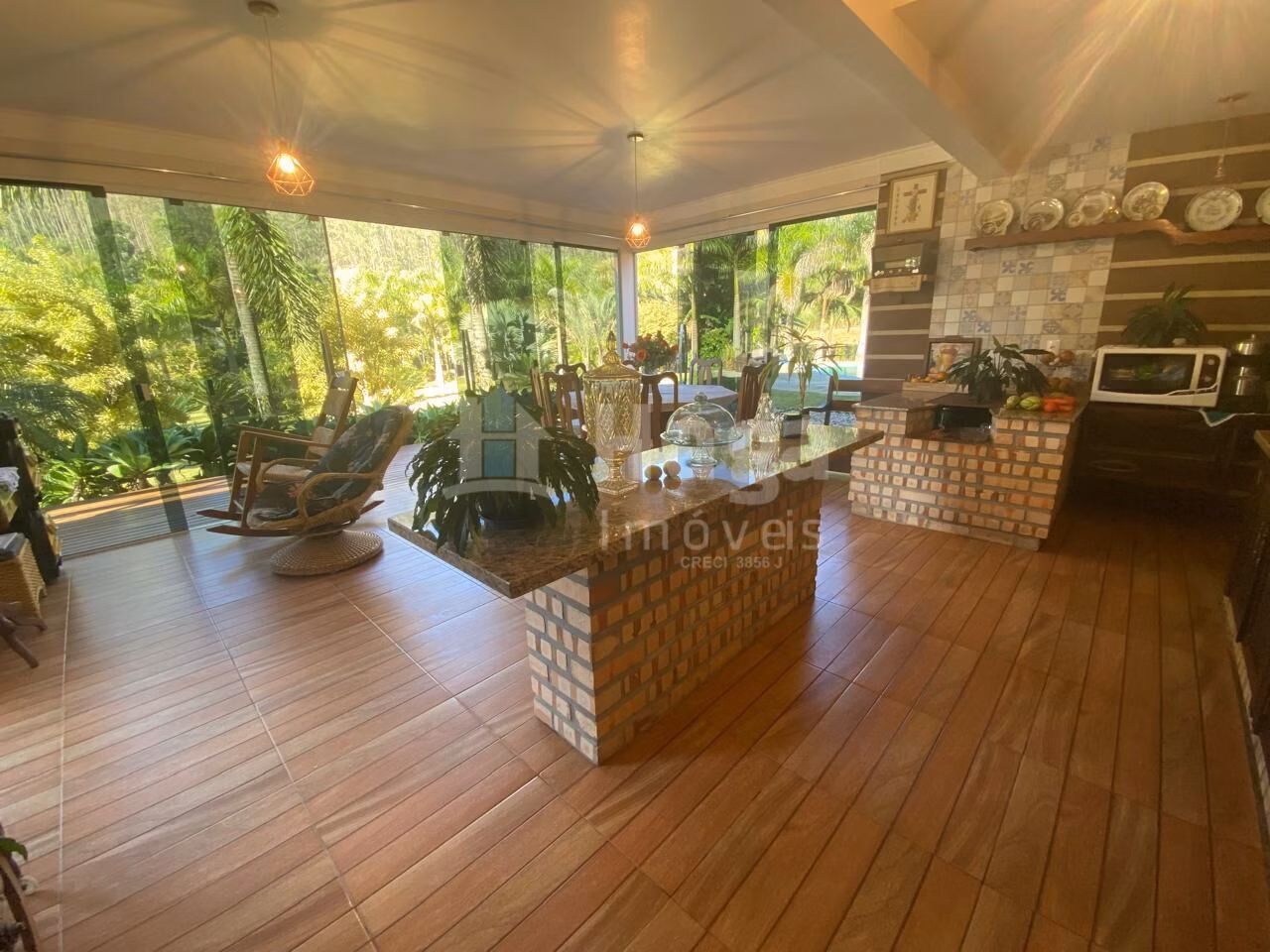 Casa de 240 m² em Nova Trento, SC